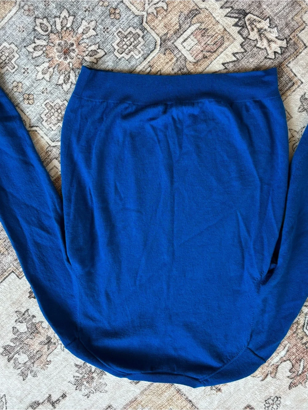 Banana Republic 100% Extra fine Merino Wool Men's V-Neck Sweater in Blue